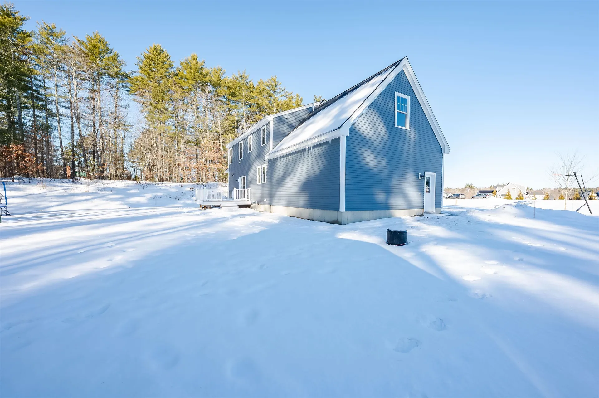 42 Daniels Drive Lee NH 03861