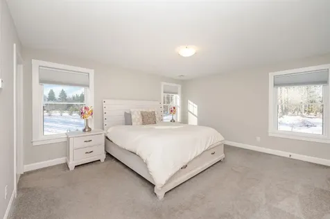 42 Daniels Drive Lee NH 03861