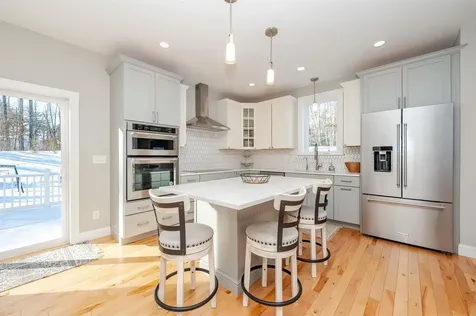 42 Daniels Drive Lee NH 03861