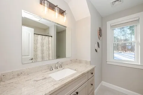 42 Daniels Drive Lee NH 03861