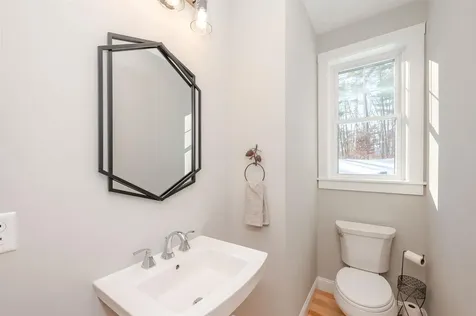 42 Daniels Drive Lee NH 03861