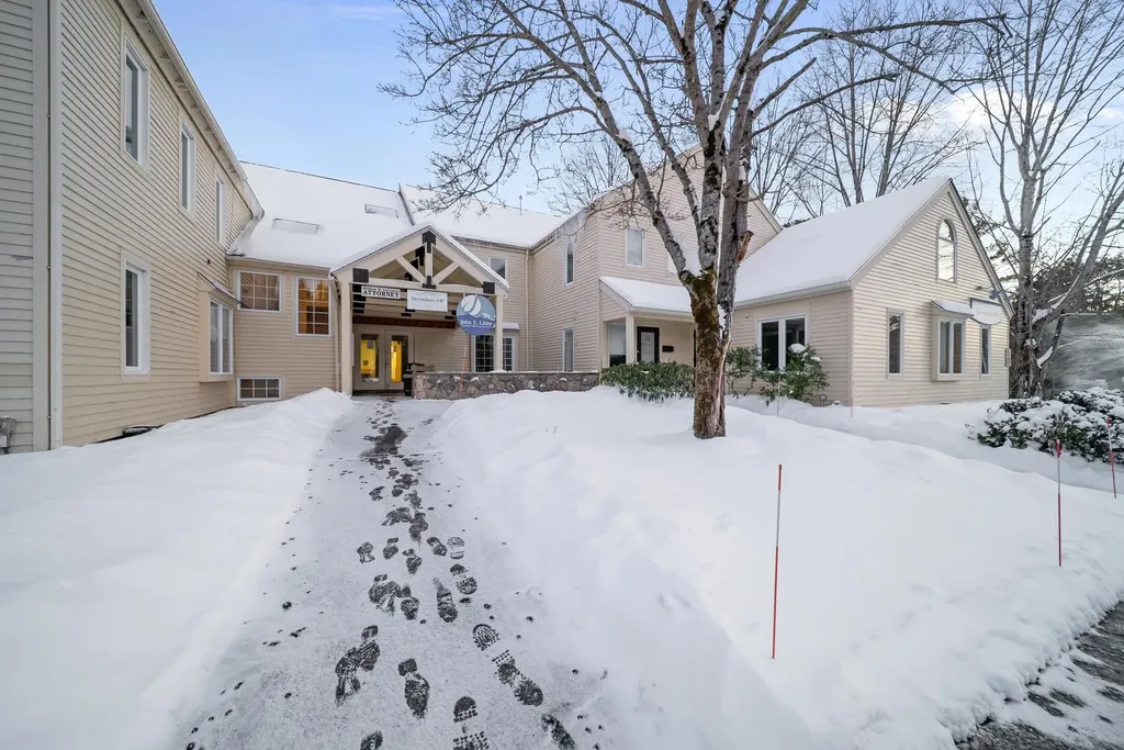 60 Whittier Highway Moultonborough NH 03254