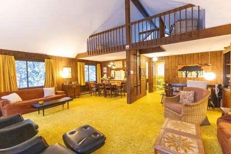 24 Troon Drive Grantham NH 03753