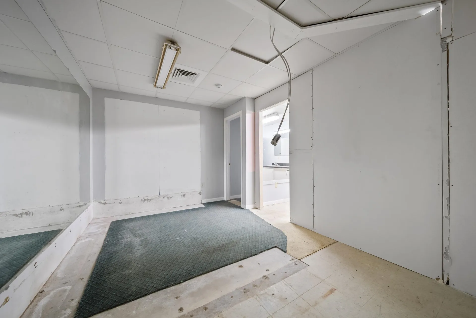 60 Whittier Highway Moultonborough NH 03254