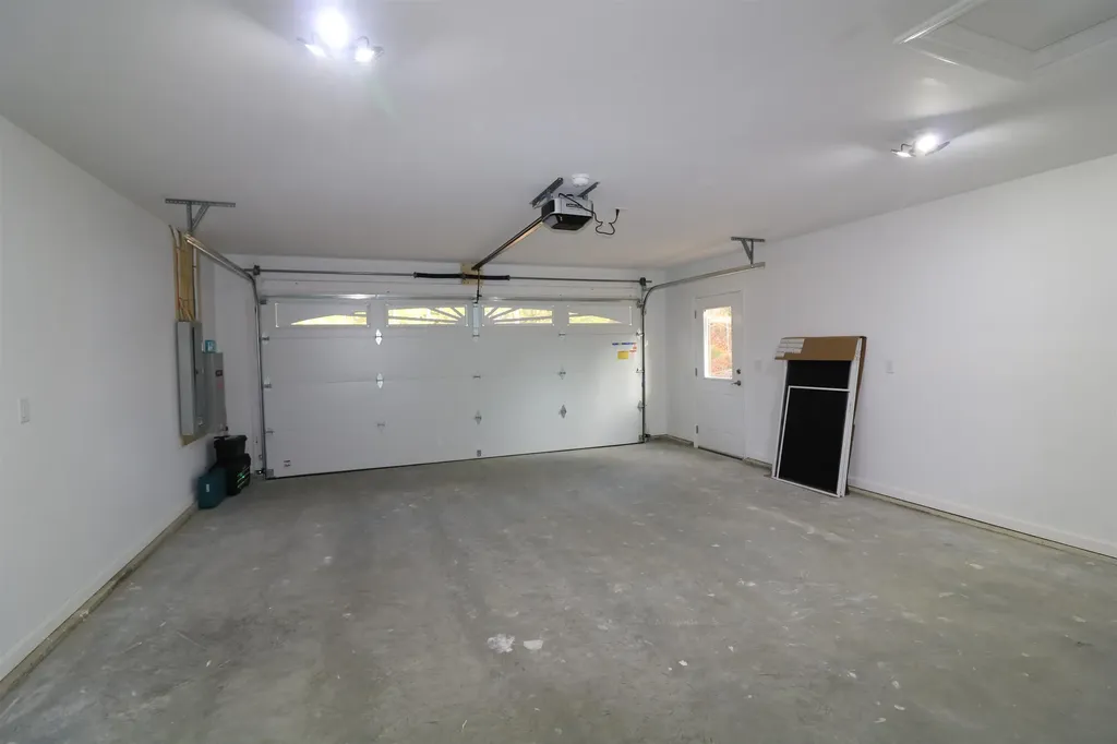 004 Winch Hill Road Swanzey NH 03446