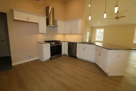 004 Winch Hill Road Swanzey NH 03446