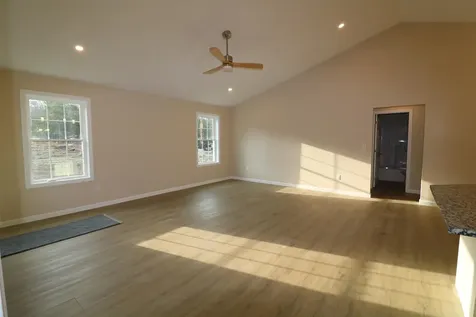 004 Winch Hill Road Swanzey NH 03446