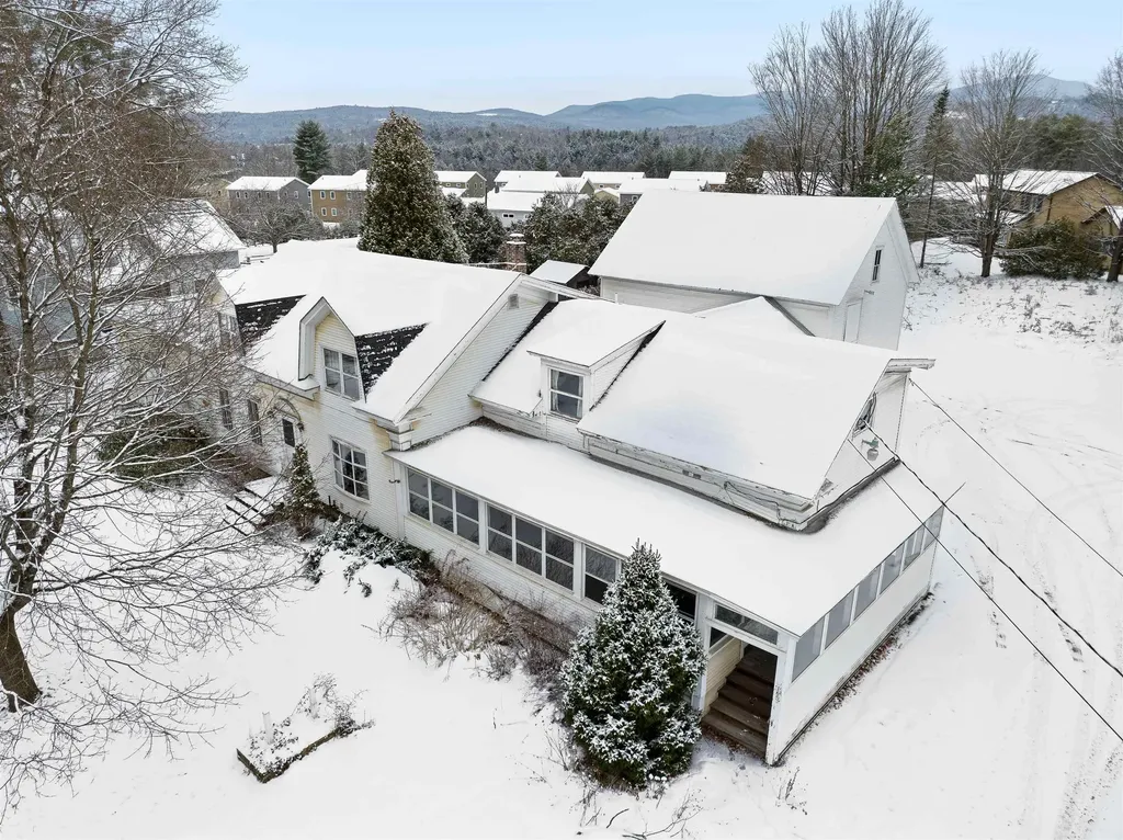 165 Brooklyn Street Morristown VT 05661