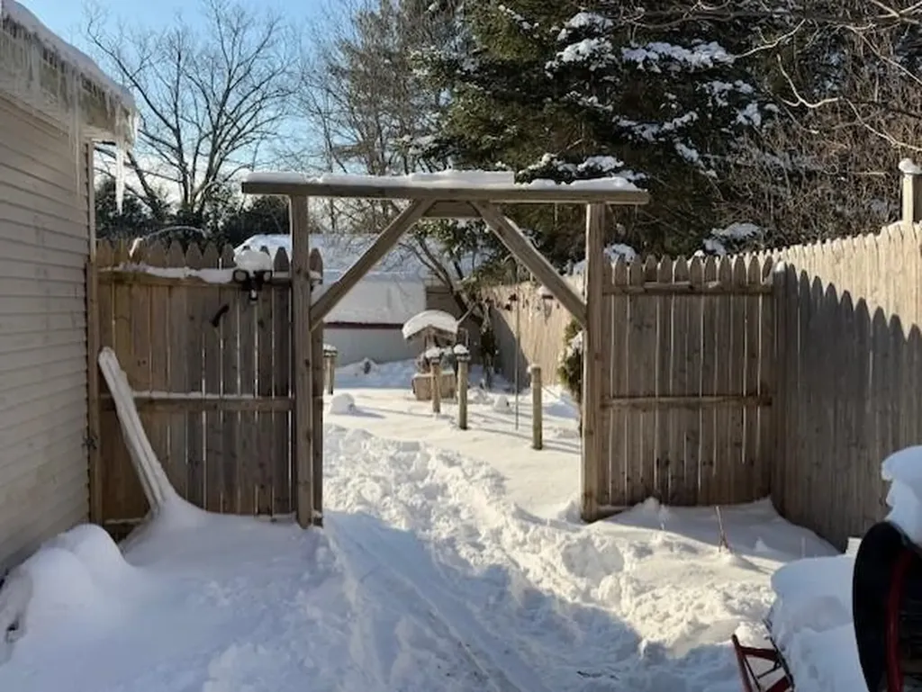 20 Forest Way Rutland Town VT 05701