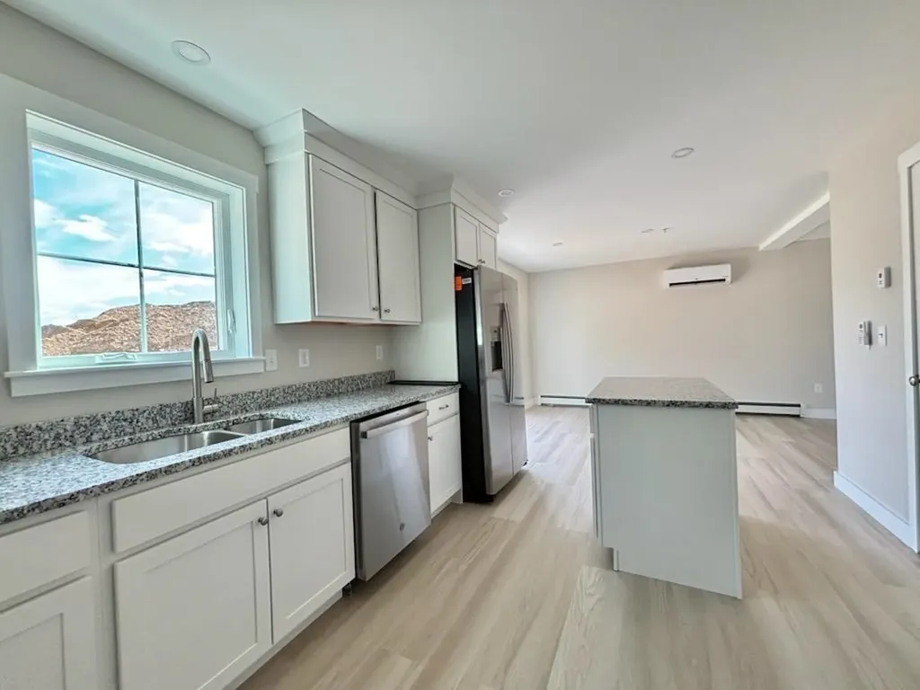 2B Valley Creek Lane Swanzey NH 03446