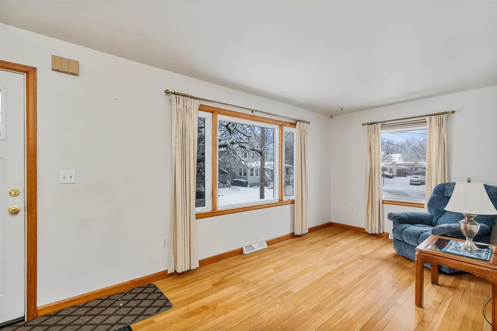 82 Hood Street Winooski VT 05404