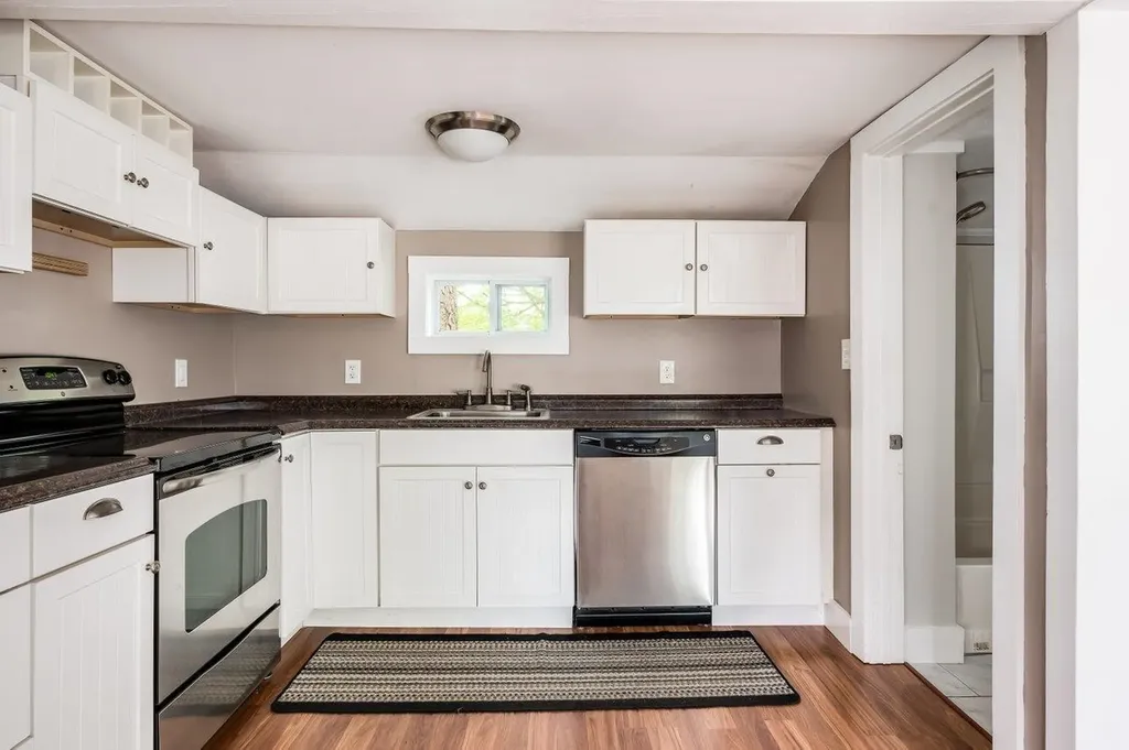 348 Dover Point Road Dover NH 03820