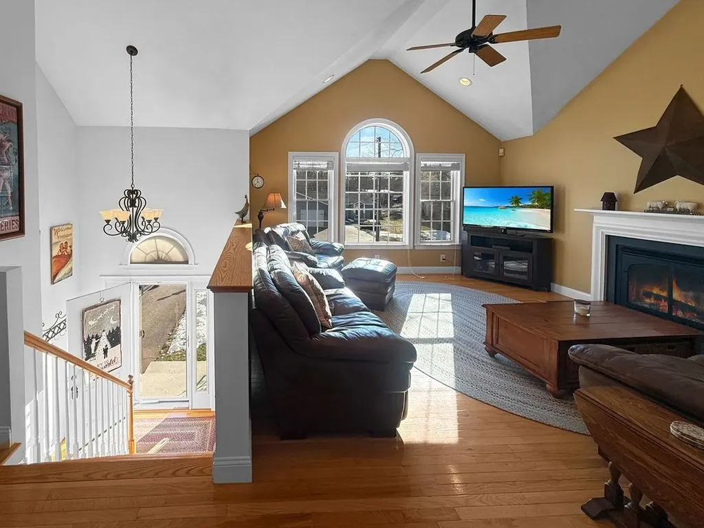 129 Sunset Drive Belmont NH 03220