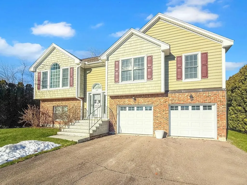 129 Sunset Drive Belmont NH 03220