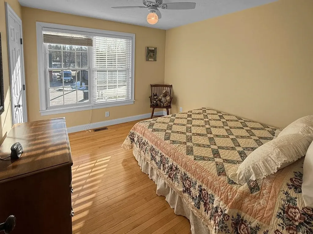 129 Sunset Drive Belmont NH 03220