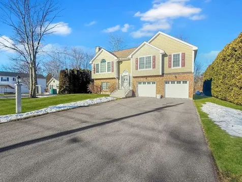 129 Sunset Drive Belmont NH 03220