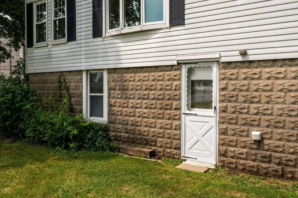 354 Dover Point Road Dover NH 03820