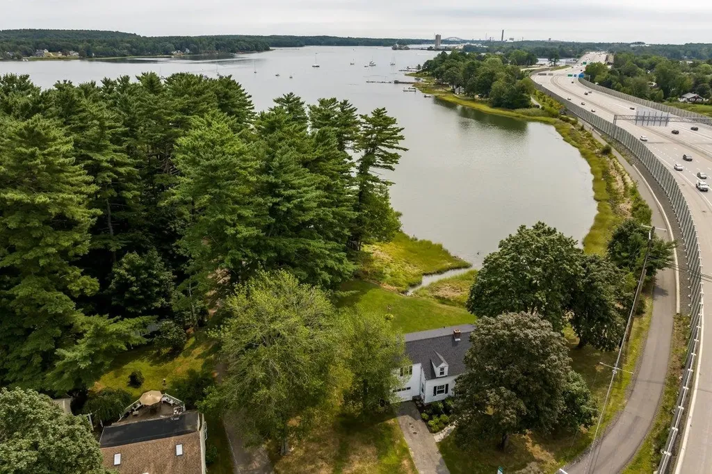 354 Dover Point Road Dover NH 03820