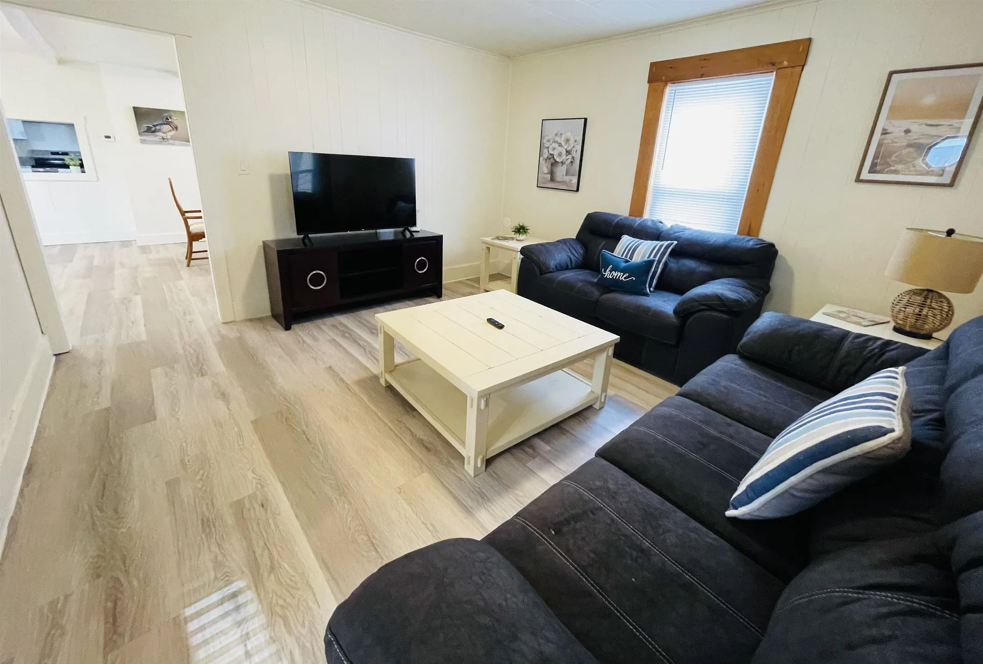 17 Arch Street Laconia NH 03246