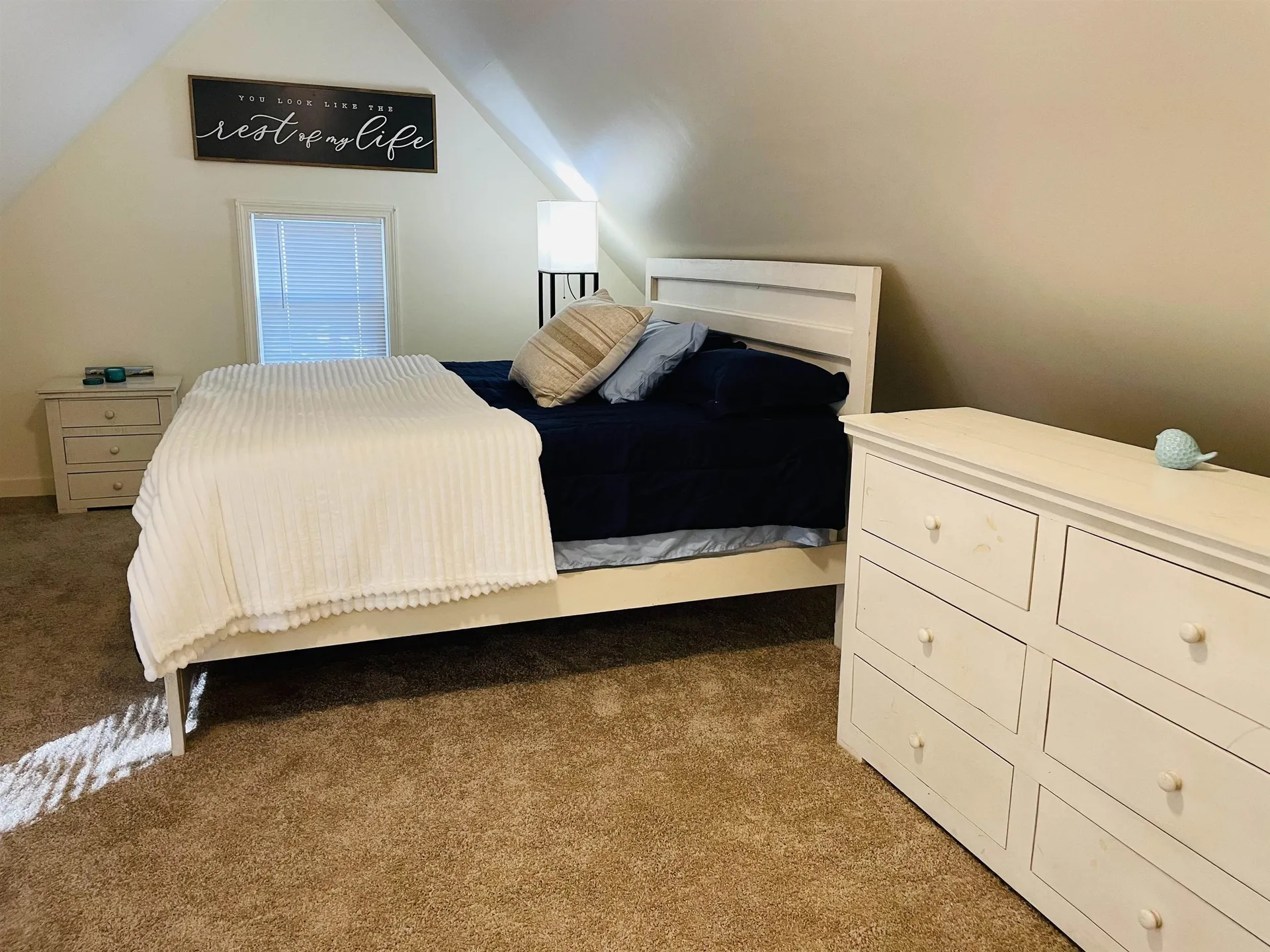 17 Arch Street Laconia NH 03246