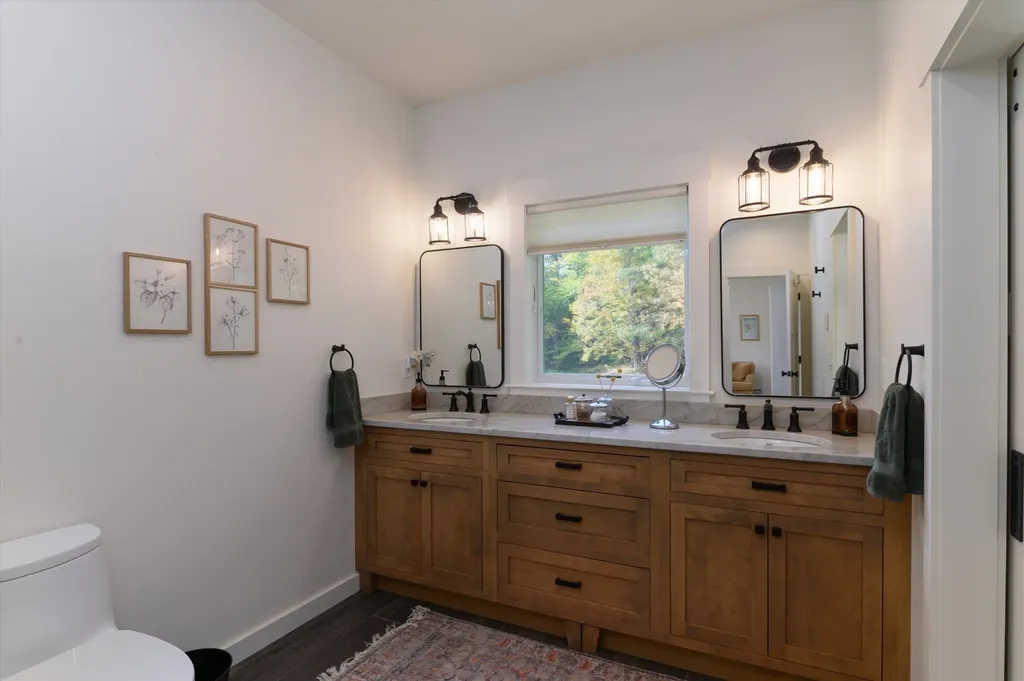 145 Russell Road Cavendish VT 05142