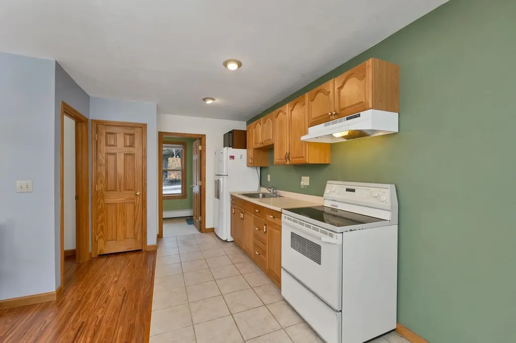 51 Highland Circle Swanzey NH 03446