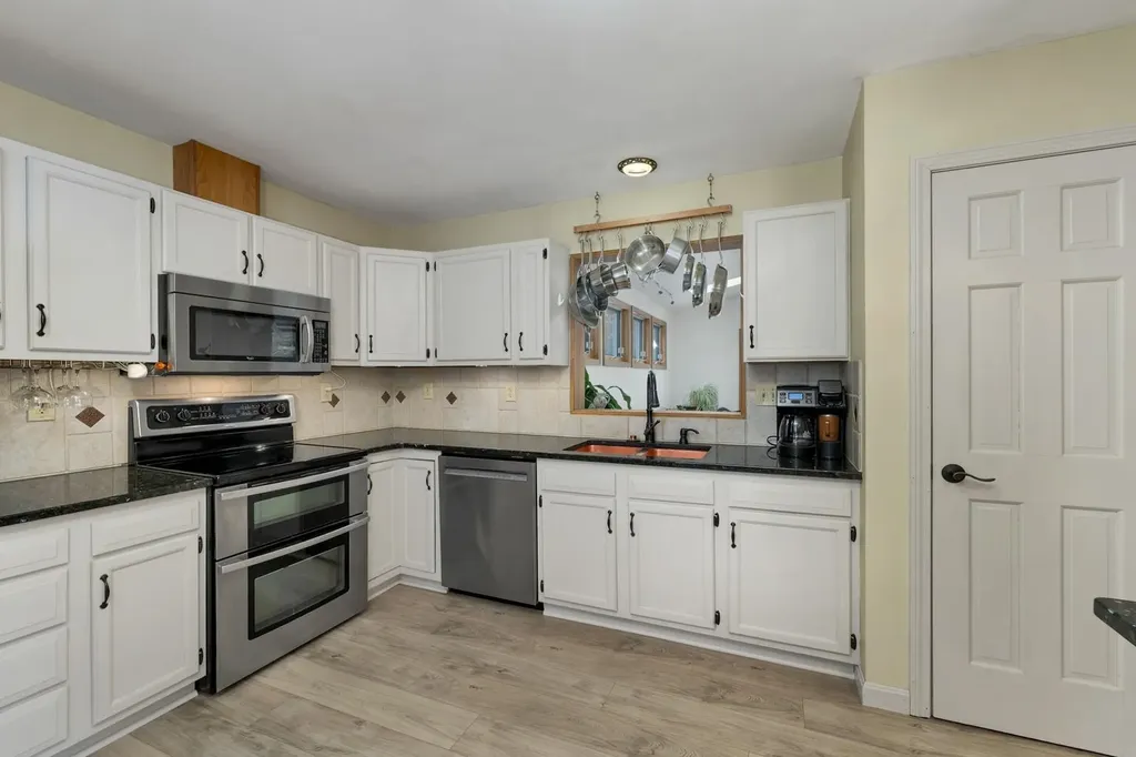 51 Highland Circle Swanzey NH 03446