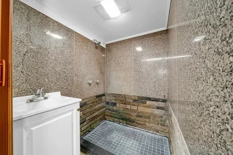 315 Hackett Hill Road Hooksett NH 03106