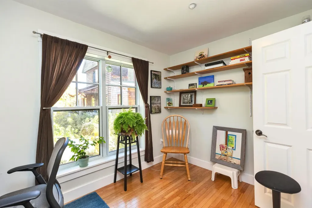 100A Steele Road Peterborough NH 03458