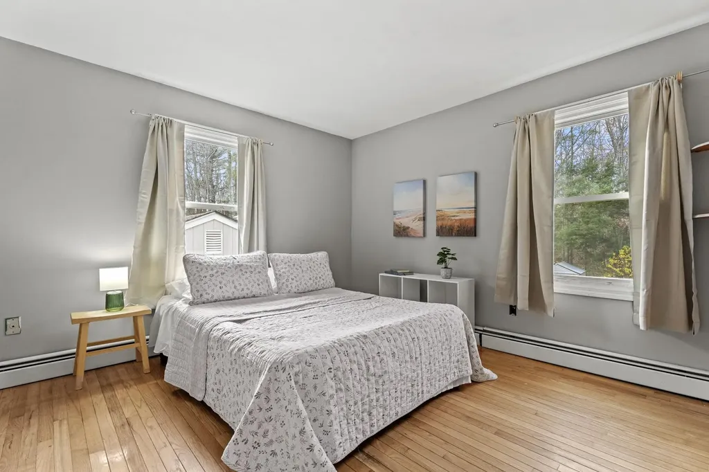 4 Woodland Avenue Seabrook NH 03874