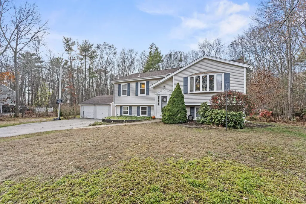 4 Woodland Avenue Seabrook NH 03874
