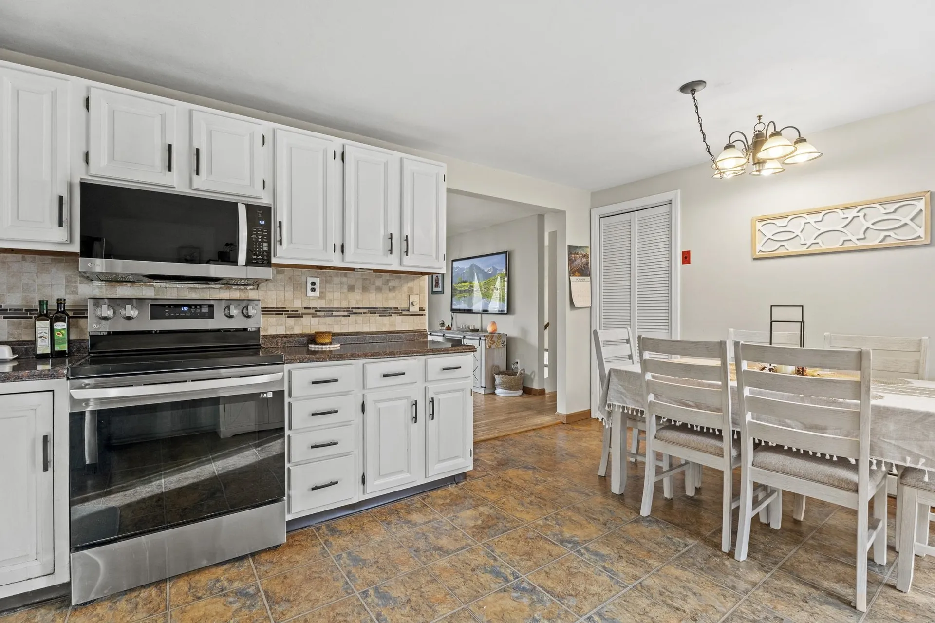 4 Woodland Avenue Seabrook NH 03874