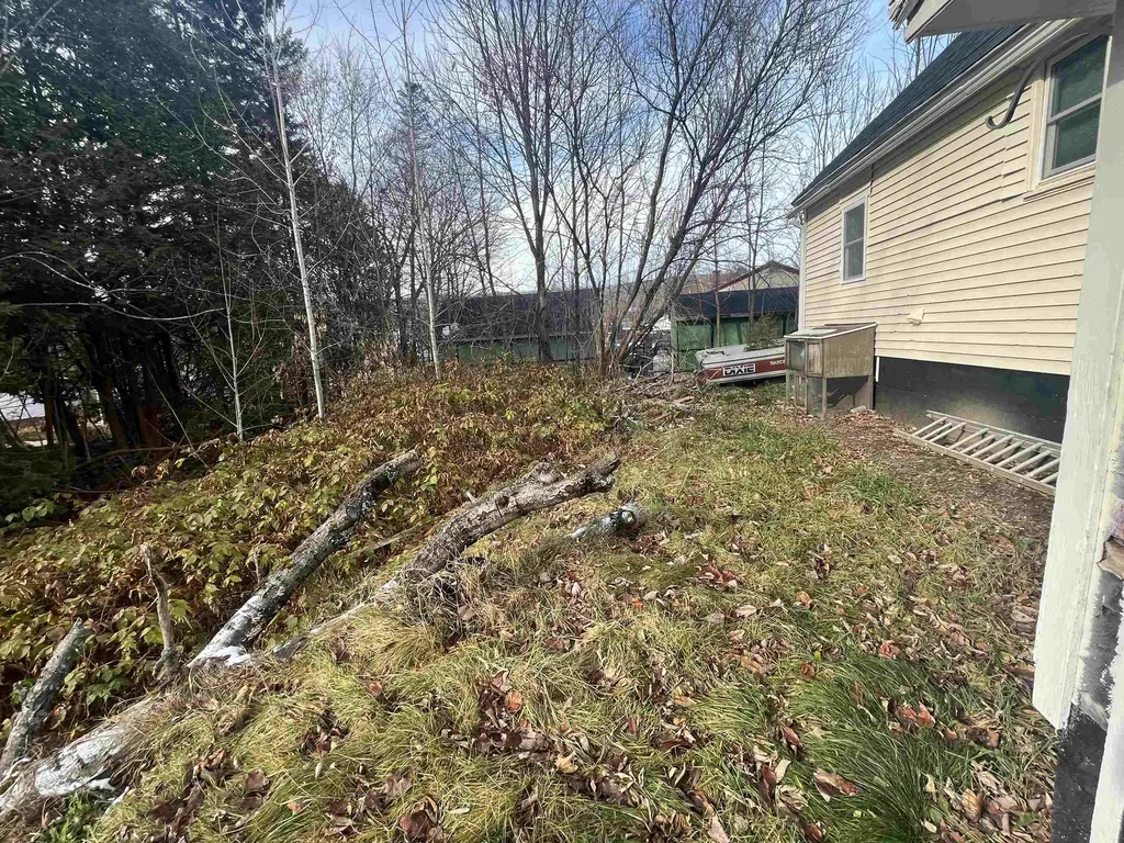 24 Argonne Street Berlin NH 03570