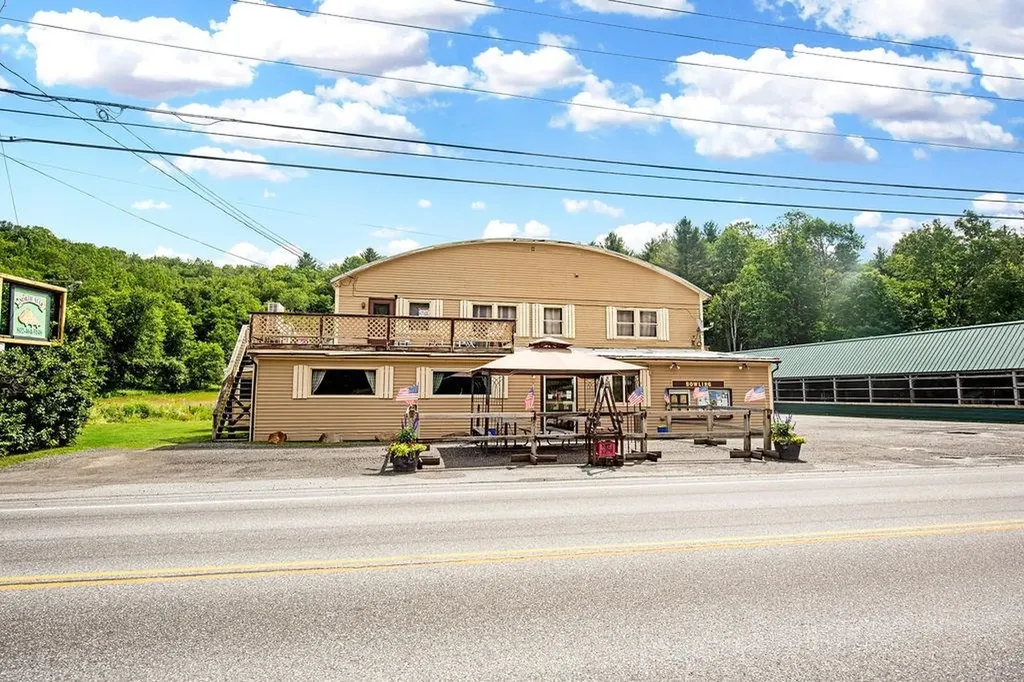 179 Route 100 North Wilmington VT 05363