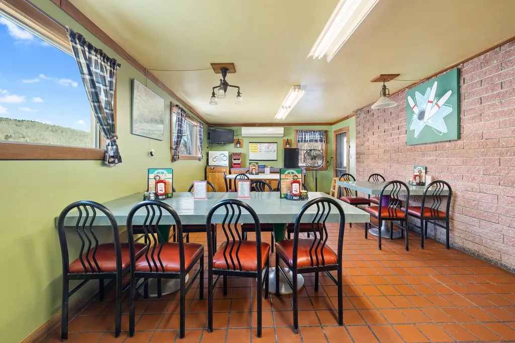 179 Route 100 North Wilmington VT 05363