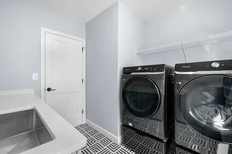 3 Paddington Place Nashua NH 03064