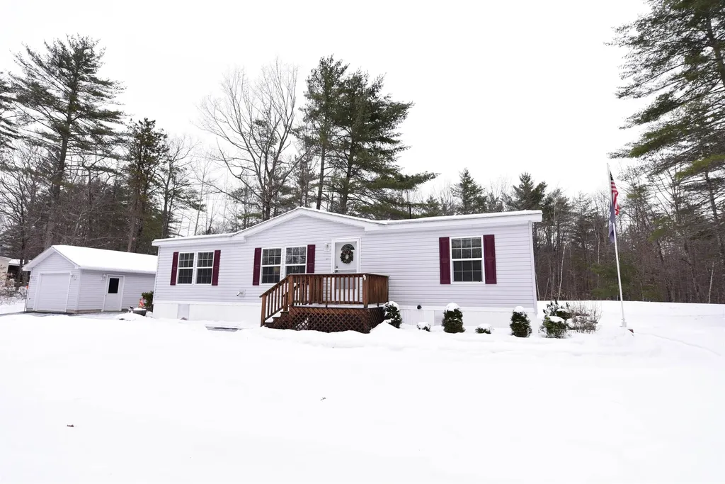 167 Blake Hill Road Conway NH 03813