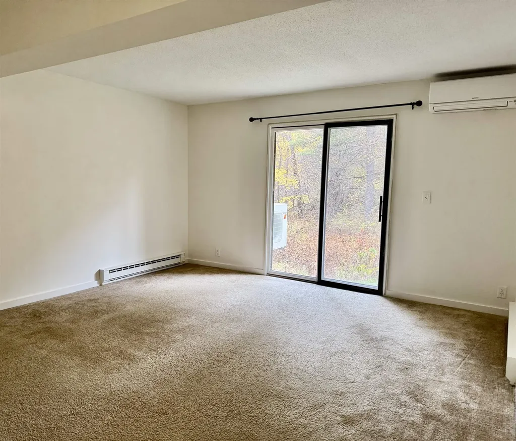 107 Brook Hollow Hanover NH 03755