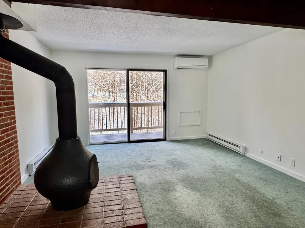 107 Brook Hollow Hanover NH 03755