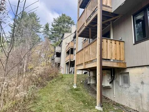 107 Brook Hollow Hanover NH 03755