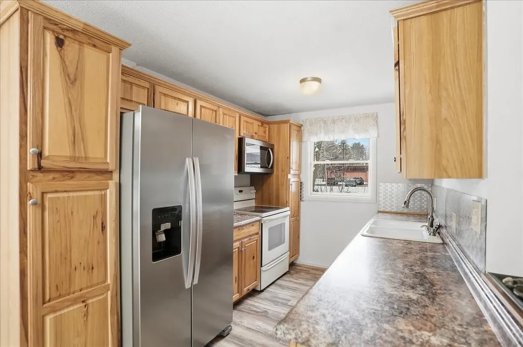 8 Timber Lane South Burlington VT 05403