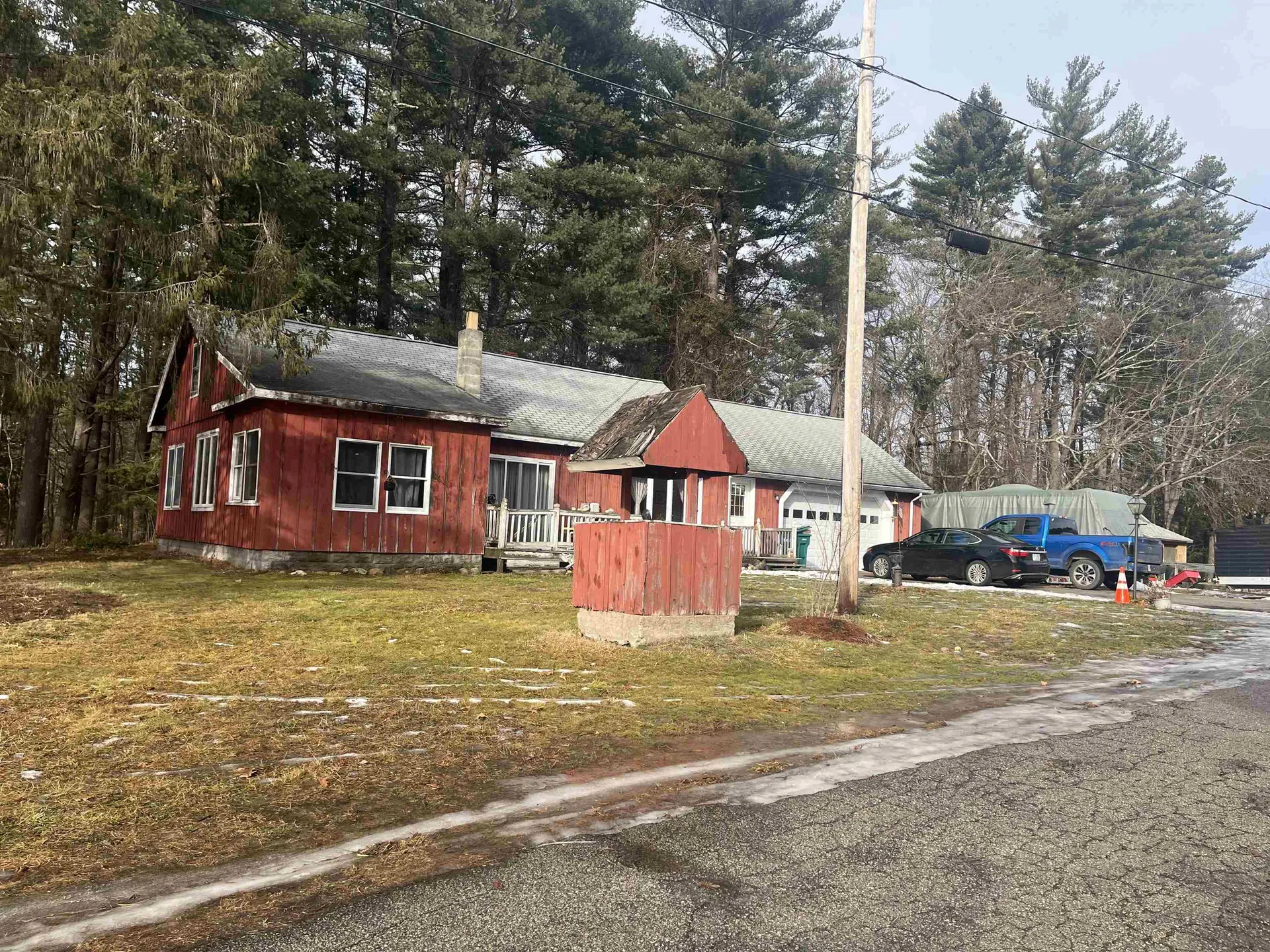 18 Powwow River Road Kingston NH 03848