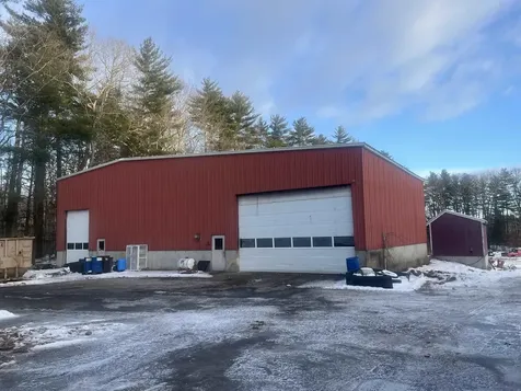 18 Powwow River Road Kingston NH 03848