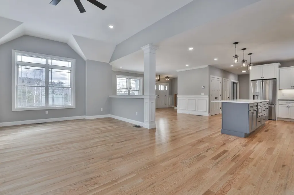 42 Ridgeview Lane New Boston NH 03070