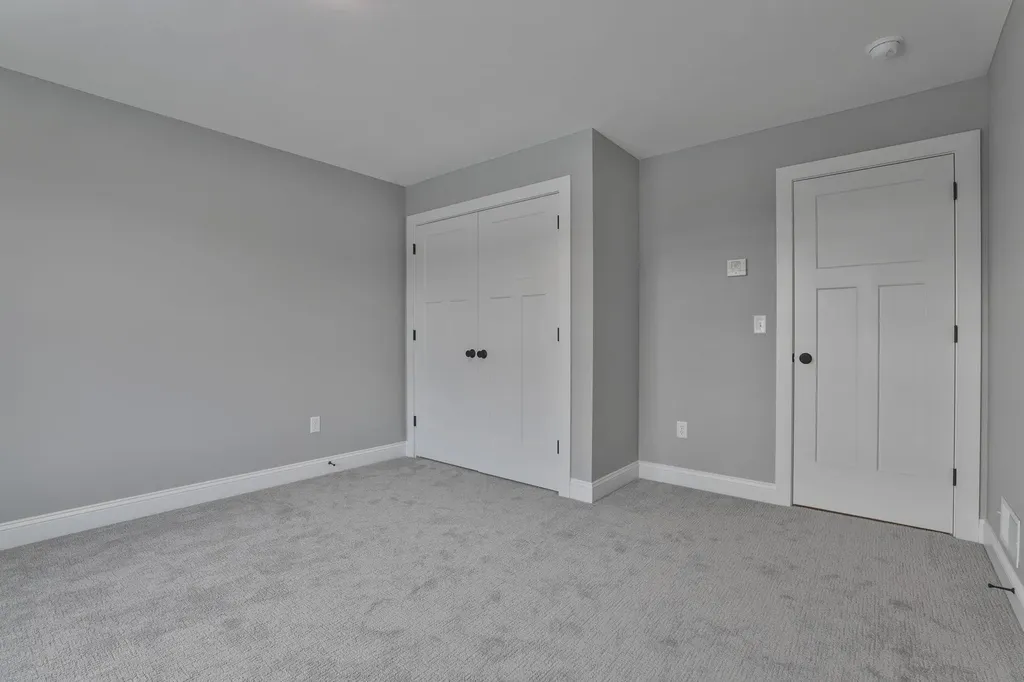 42 Ridgeview Lane New Boston NH 03070