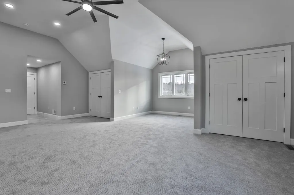 42 Ridgeview Lane New Boston NH 03070