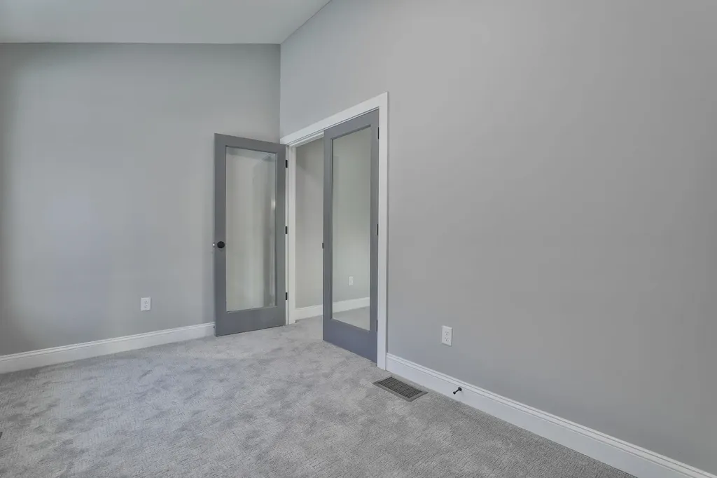 42 Ridgeview Lane New Boston NH 03070