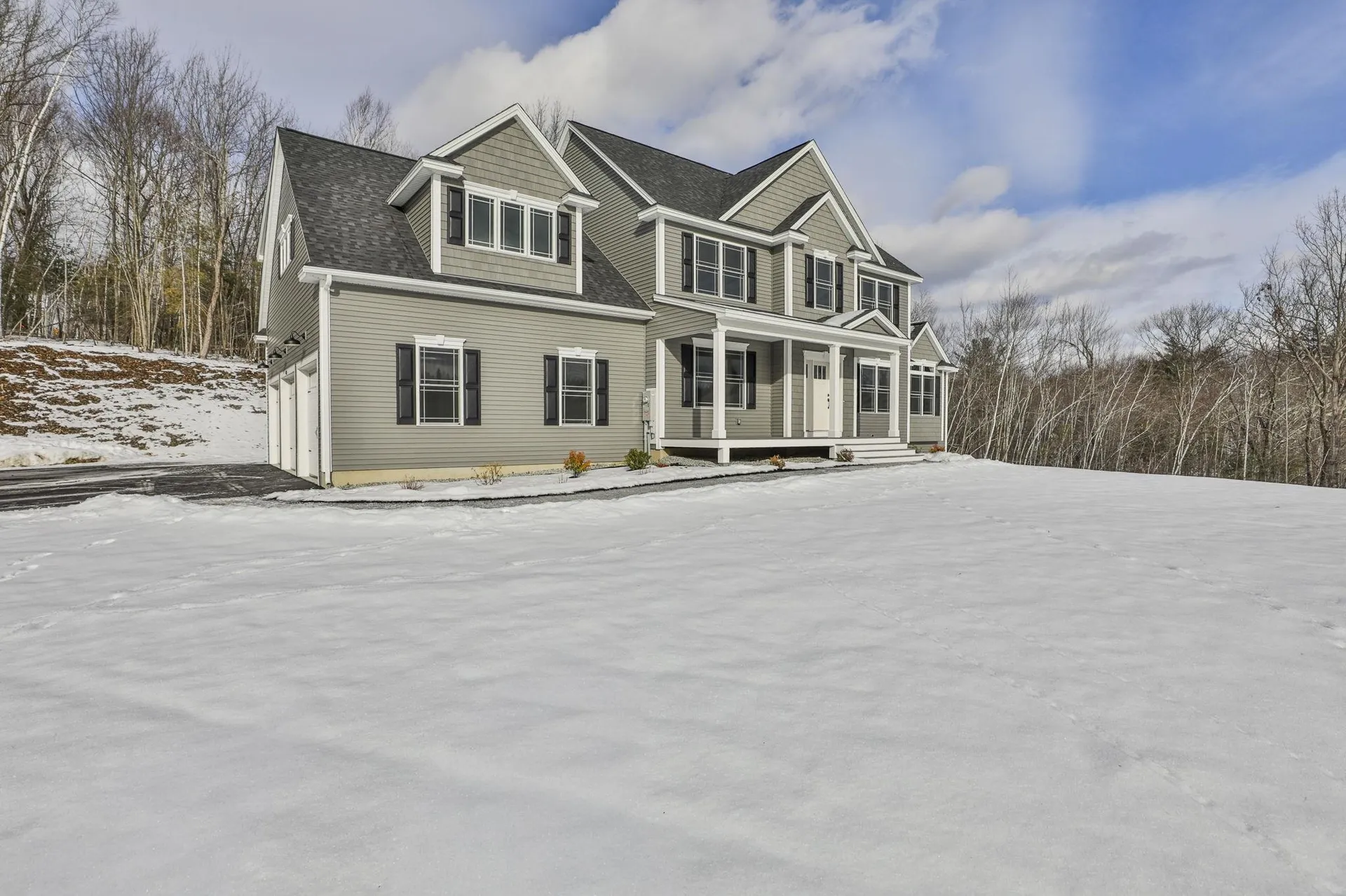 42 Ridgeview Lane New Boston NH 03070