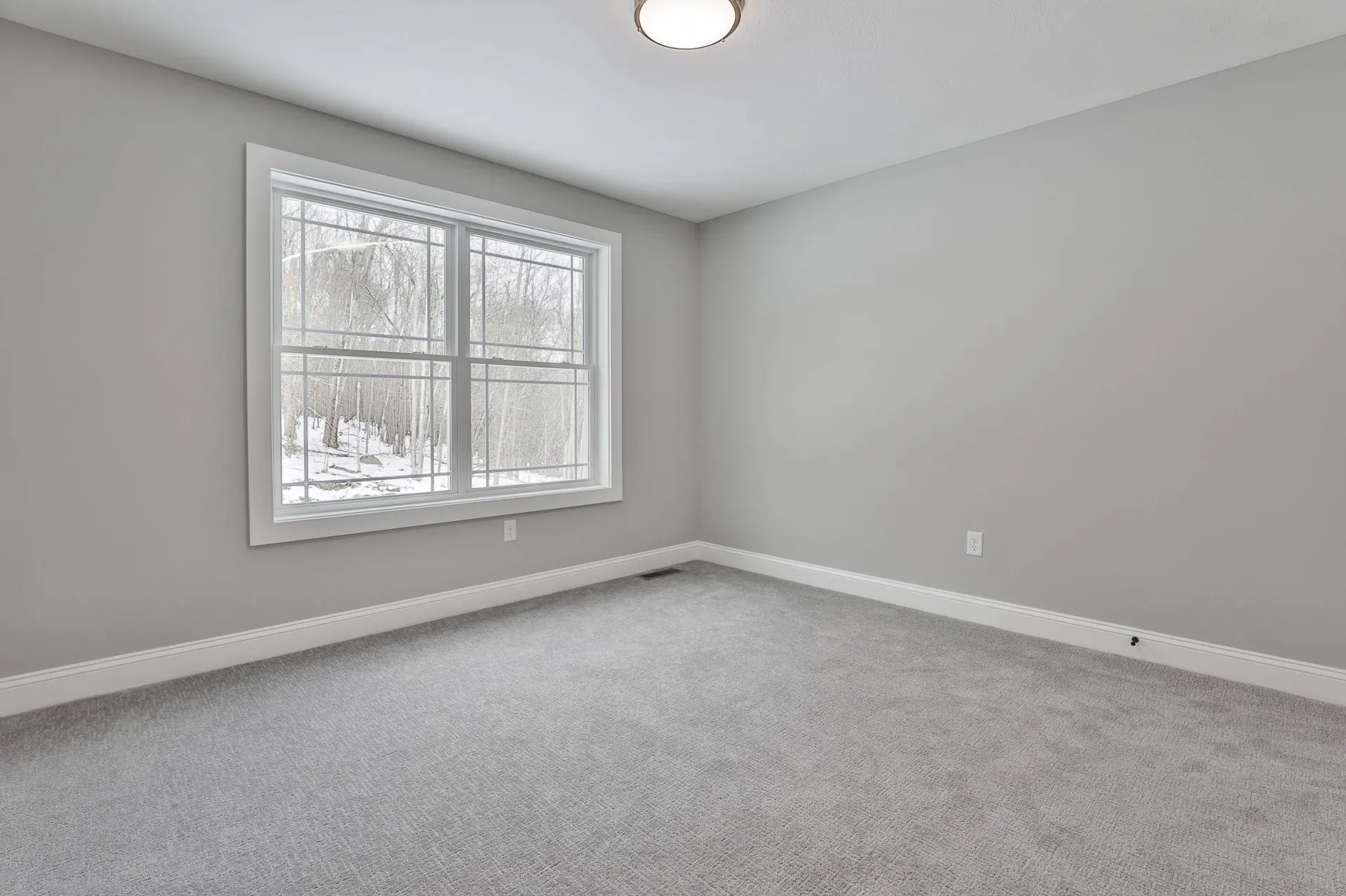 42 Ridgeview Lane New Boston NH 03070