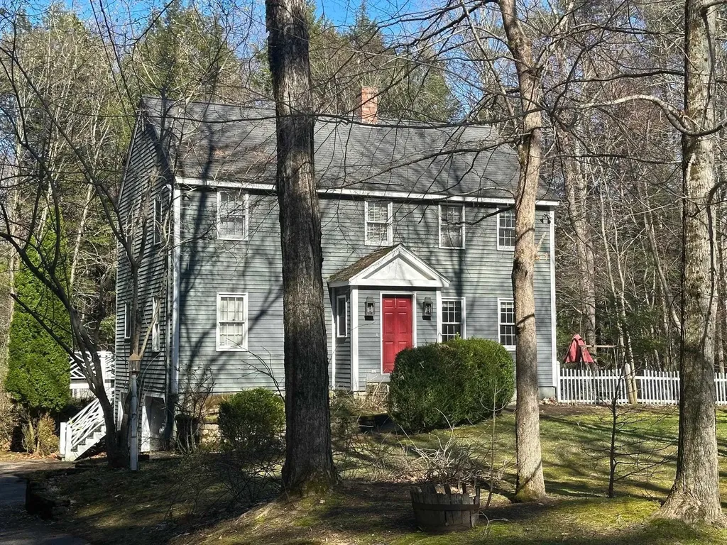 3 Partridge Lane East Kingston NH 03827